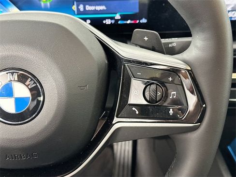 Used 2025 BMW 530i xDrive 530i xDrive w/ Premium Package image 24