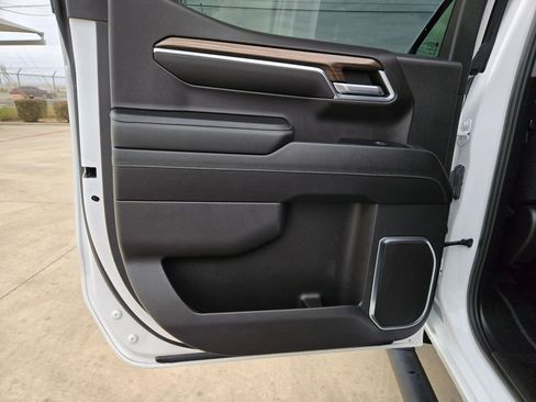 Certified 2023 Chevrolet Silverado 1500 RST image 16