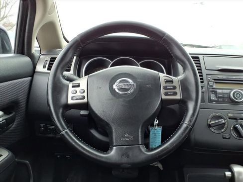 Used 2007 Nissan Versa SL w/ Convenience Pkg image 13