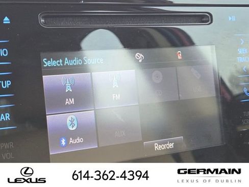 Used 2018 Toyota Corolla LE image 23