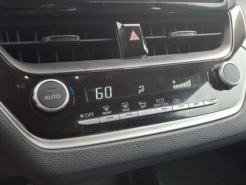 Used 2024 Toyota Corolla LE FWD image 16