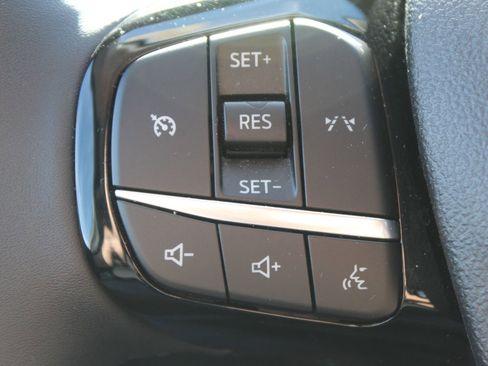 Used 2023 Ford Escape Active AWD/4WD image 23
