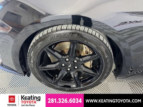 Used 2020 Ford Mustang GT Premium w/ Black Accent Package RWD image 26