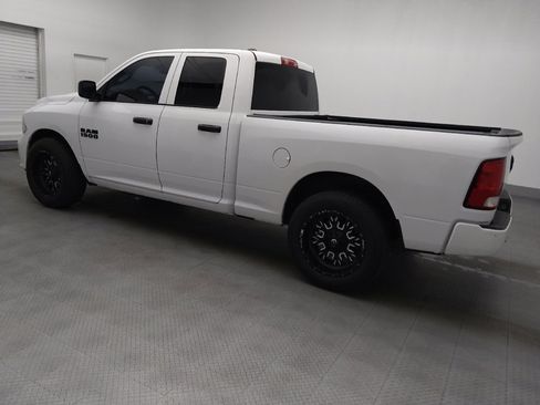 Used 2018 RAM 1500 Express RWD image 3