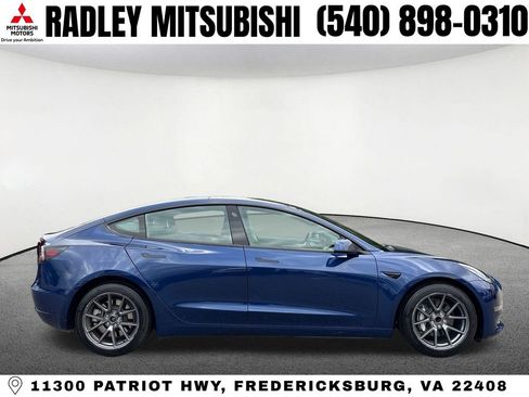 Used 2022 Tesla Model 3 Standard Range RWD image 24