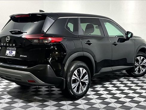 Used 2023 Nissan Rogue SV AWD/4WD image 12
