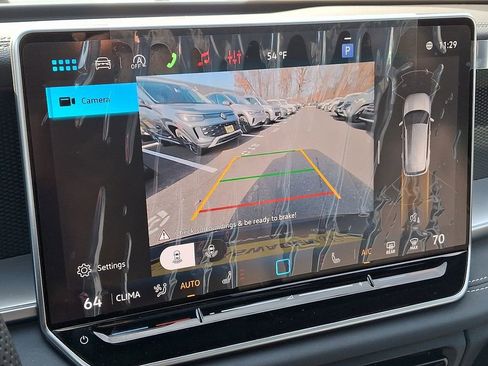 New 2026 Volkswagen Tiguan SE R-Line image 12