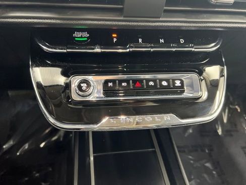Used 2023 Lincoln Corsair AWD w/ Equipment Group 101A image 19