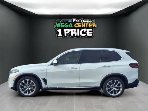 Used 2024 BMW X5 xDrive50e image 22