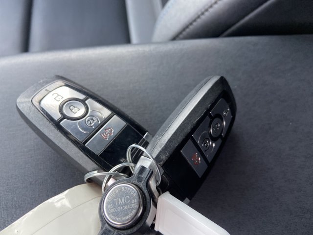 Used 2023 Ford Bronco Black Diamond AWD/4WD image 45