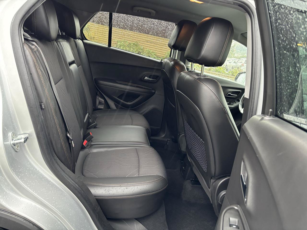 Used 2019 Chevrolet Trax LT w/ LT Convenience Package FWD image 39