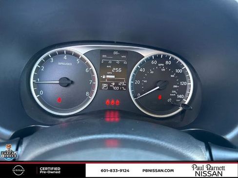 Certified 2022 Nissan Kicks S image 20