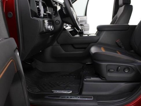 New 2026 GMC Sierra 1500 AT4 w/ AT4 Premium Package AWD/4WD image 21