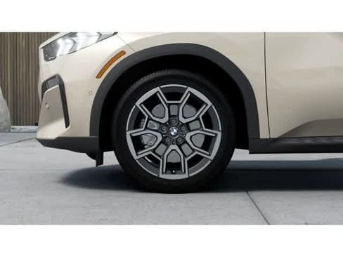 New 2026 BMW X2 xDrive28i w/ Technology Package image 7