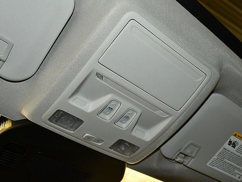 Used 2022 Ford Escape SEL w/ SEL Stealth AWD Package image 26