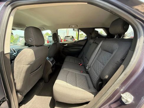 Used 2018 Chevrolet Equinox LT FWD image 13