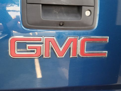 Used 2018 GMC Sierra 1500 SLE w/ SLE Value Package AWD/4WD image 4