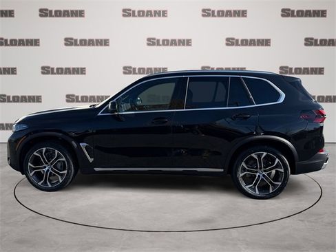 New 2026 BMW X5 xDrive40i w/ Climate Comfort Package image 2