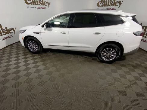 Used 2023 Buick Enclave Essence w/ Trailering Package, 5000 lbs. AWD/4WD image 5
