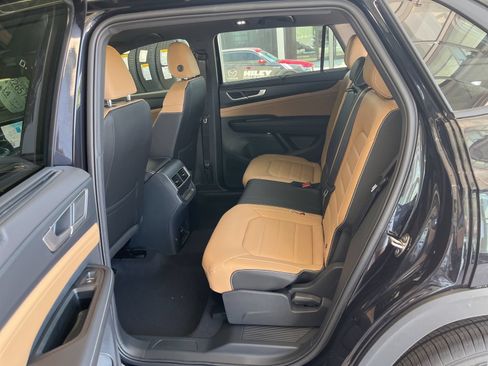 New 2026 Volkswagen Atlas Cross Sport SEL R-Line AWD/4WD image 23