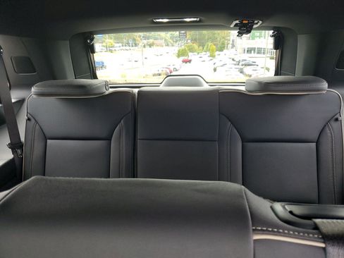 New 2026 GMC Yukon Elevation image 11