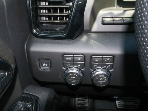 New 2026 GMC Sierra 2500 AT4 w/ Technology Package AWD/4WD image 42