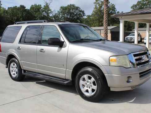 Used 2008 Ford Expedition XLT image 18