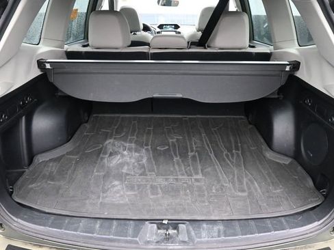 Used 2020 Subaru Forester Limited AWD/4WD image 6