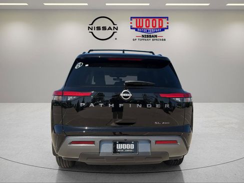 New 2026 Nissan Pathfinder SL AWD/4WD image 3