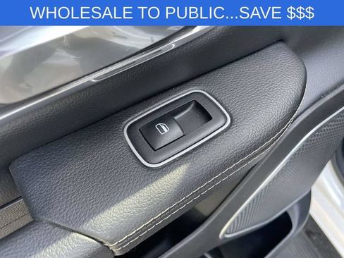 Used 2022 RAM 1500 Laramie w/ Off Road Group AWD/4WD image 16