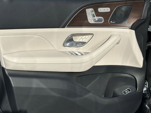 New 2025 Mercedes-Benz GLE 450 4MATIC image 11