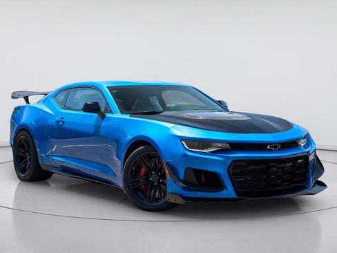 Used 2024 Chevrolet Camaro ZL1 RWD image 3