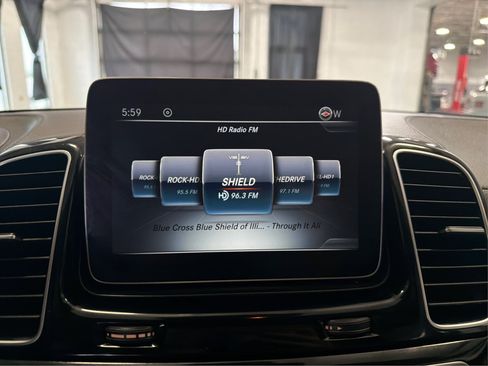 Used 2018 Mercedes-Benz GLS 450 4MATIC image 18