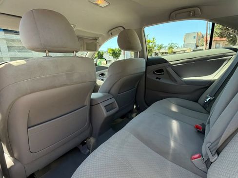 Used 2007 Toyota Camry LE FWD image 12