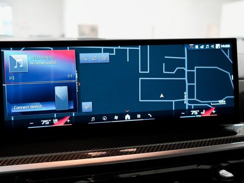 Used 2025 BMW X5 M60i image 14