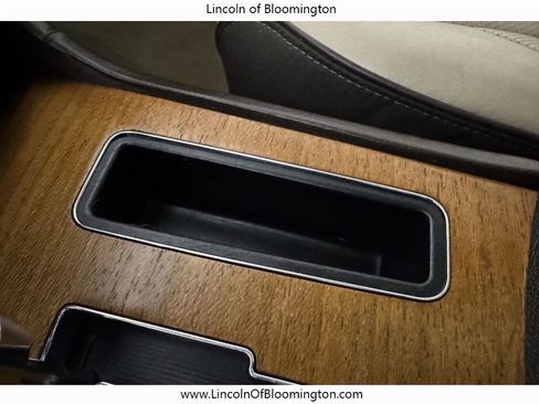 Used 2013 Chrysler 300 C Luxury Series w/ Harman Kardon Audio Group image 56