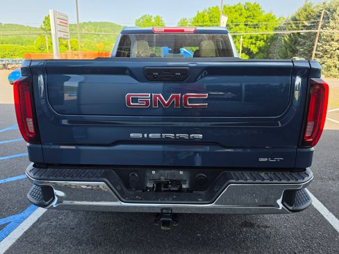 Used 2024 GMC Sierra 1500 SLT AWD/4WD image 4