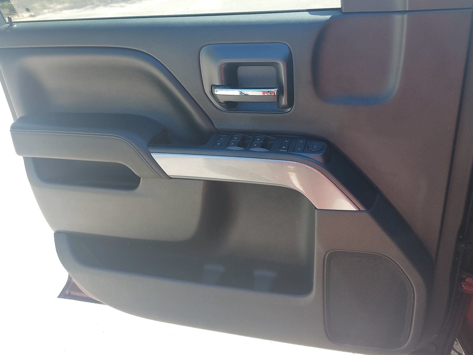 Used 2017 Chevrolet Silverado 1500 LT w/ All Star Edition AWD/4WD image 25