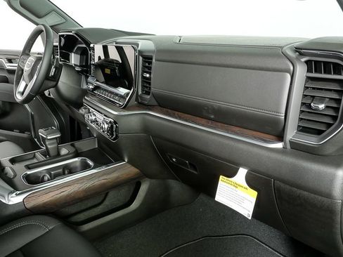 New 2026 GMC Sierra 1500 SLT w/ SLT Convenience Package image 24