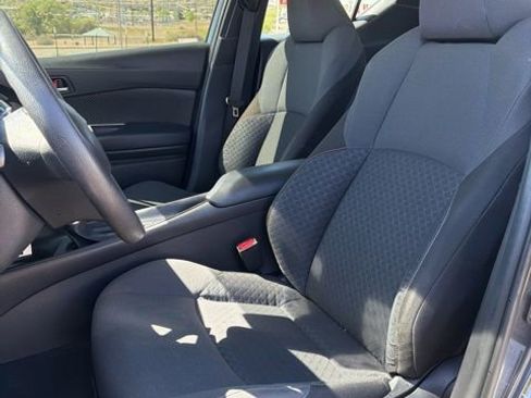 Certified 2021 Toyota C-HR LE image 17