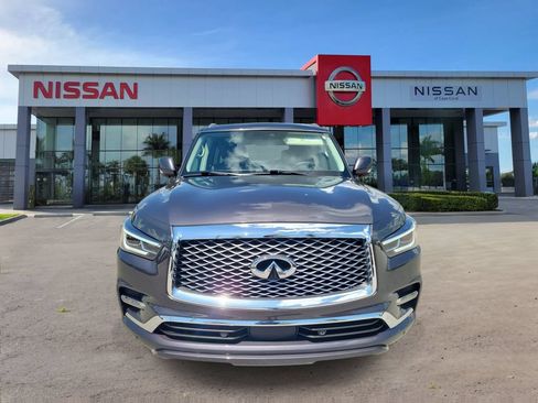 Used 2023 INFINITI QX80 Luxe w/ All-Season Package AWD/4WD image 6