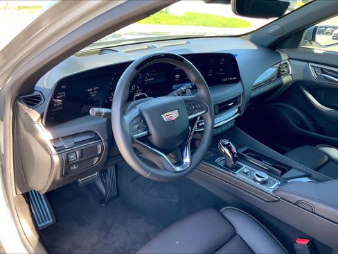 Used 2025 Cadillac CT5 Sport RWD image 17