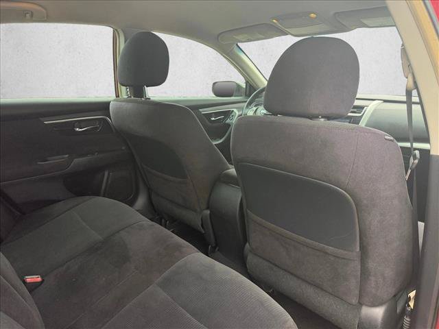 Used 2013 Nissan Altima 2.5 S FWD image 20