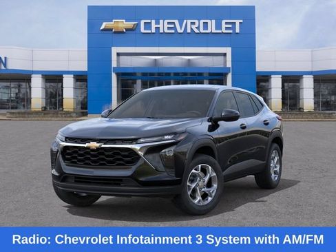 New 2026 Chevrolet Trax LS w/ LS Convenience Package FWD image 7