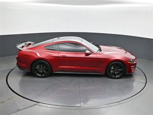 Used 2018 Ford Mustang GT Premium w/ Equipment Group 401A image 16