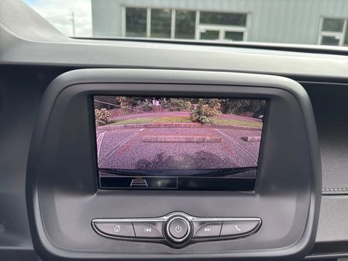 Used 2023 Chevrolet Camaro LT RWD image 21