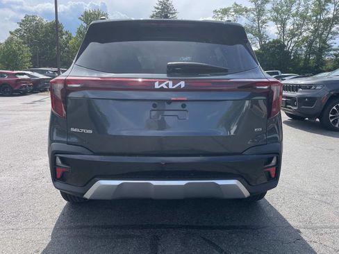 New 2026 Kia Seltos S AWD/4WD image 3