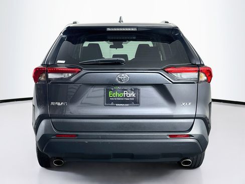 Used 2024 Toyota RAV4 XLE FWD image 7