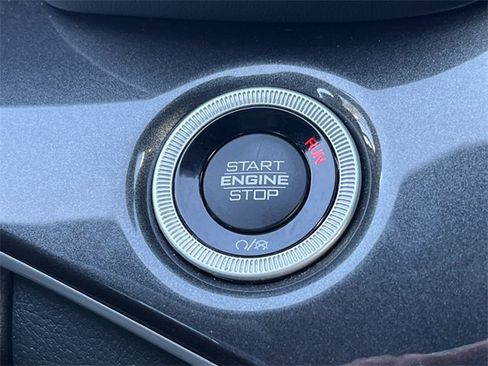 Certified 2023 Jeep Grand Cherokee Altitude image 27