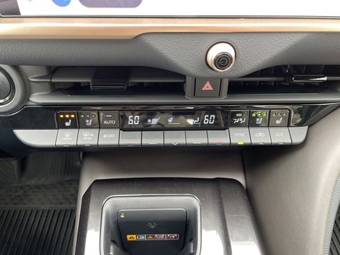 Used 2026 Toyota Crown Nightshade image 22